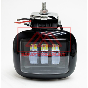 Перейти на страницу товара Фара светодиодная прямоугольная, 3LED-30W, ФСК 030OS (направленный) 12/24V, 1800 Lm, OFF-ROAD, Все ТС (КЭП)
