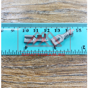 Контакт гнездовой серии 6,3 мм для провода сечением 4,0-6,0 мм с монтажным усом 1/02505-04/44 45.7373.8009 /Завод Копир/