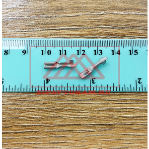 Контакт гнездовой серии 2,8 мм для провода сечением 0,5-1,0 мм с монтажным усом 2108-3724391-01/44 45.7373.8865 /Завод Копир/